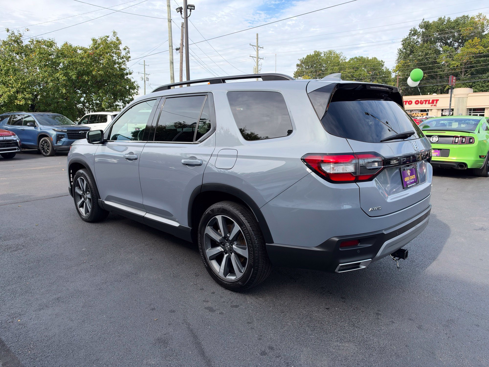 Used 2025 Honda Pilot Elite image 4