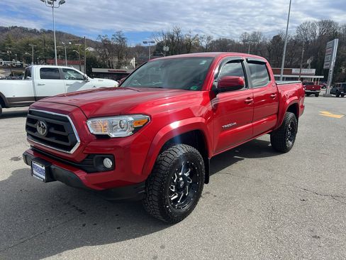 Used 2022 Toyota Tacoma SR5 image 1