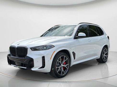 New 2026 BMW X5 xDrive50e w/ M Sport Package image 1