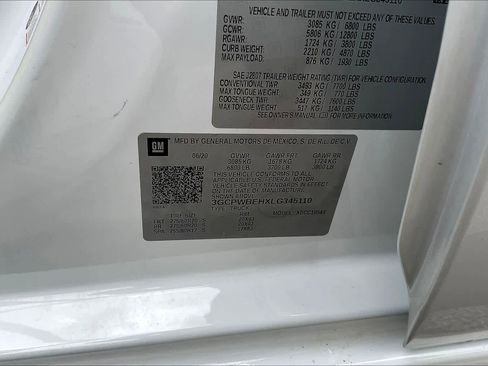 Used 2020 Chevrolet Silverado 1500 Custom w/ Custom Value Package image 32