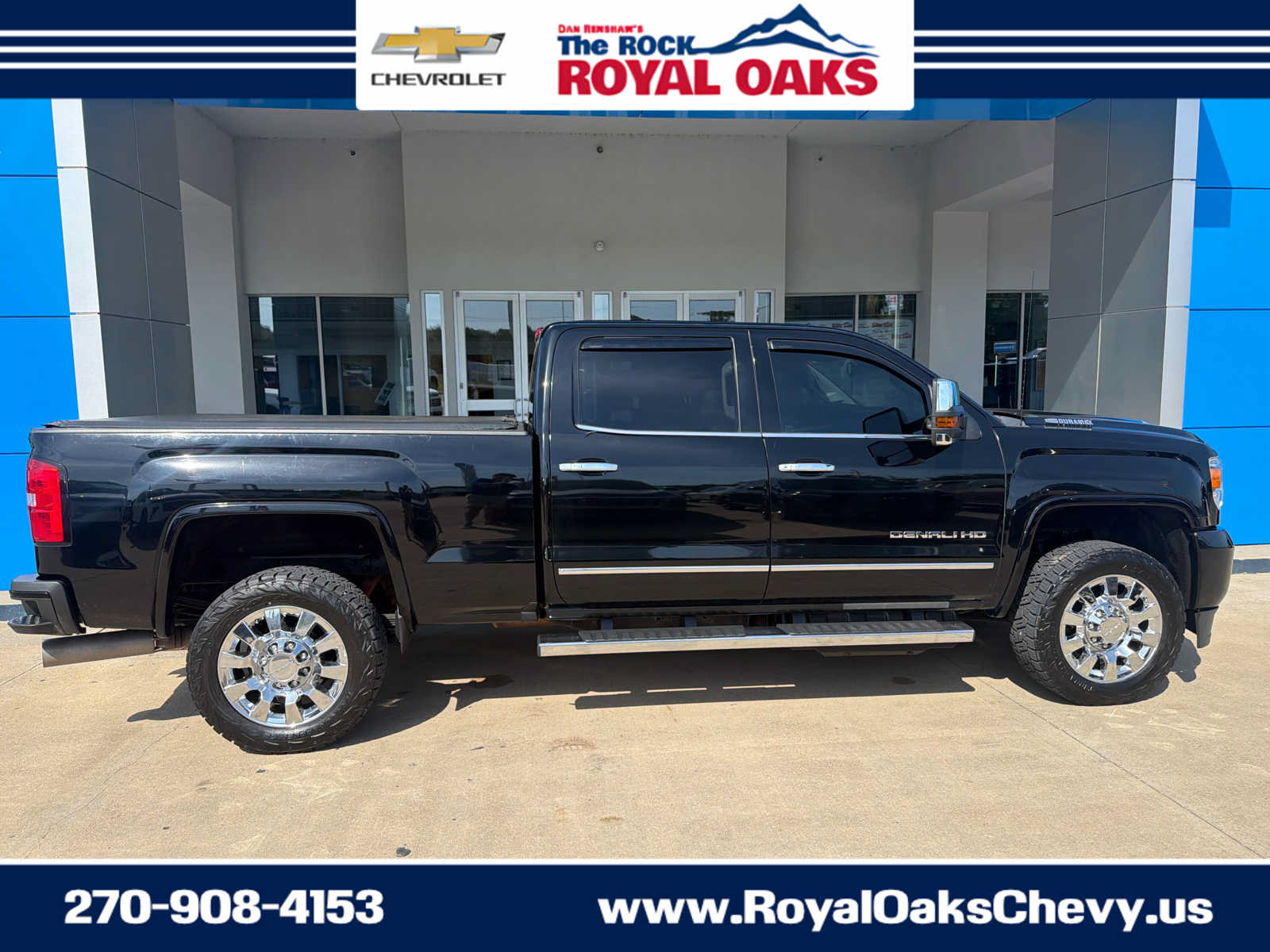 Used 2018 GMC Sierra 2500 Denali w/ Duramax Plus Package AWD/4WD image 7
