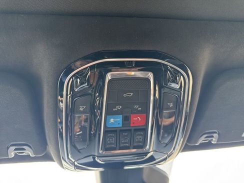 Used 2024 Jeep Grand Wagoneer L Series III AWD/4WD image 33