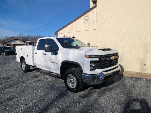 Used 2024 Chevrolet Silverado 2500 W/T w/ WT Convenience Package image 17