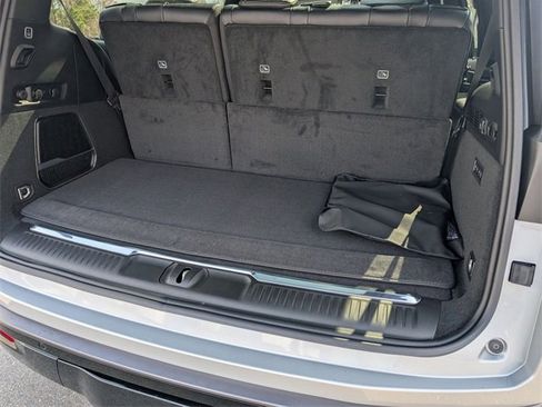 New 2026 Jeep Grand Wagoneer Summit image 29