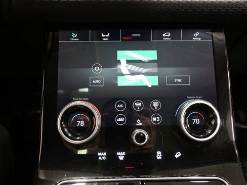 Used 2018 Land Rover Range Rover Velar S image 22