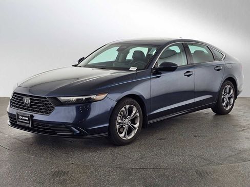Used 2024 Honda Accord EX image 7