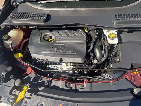 Used 2018 Ford Escape SE w/ SE Sync 3 Package image 9