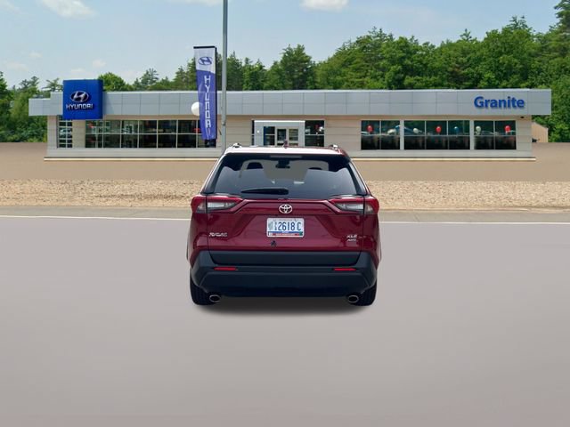 Used 2019 Toyota RAV4 XLE w/ Convenience Package AWD/4WD image 8