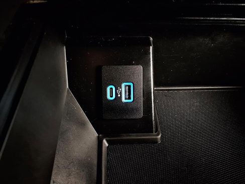 Used 2022 Ford F150 Lariat image 25