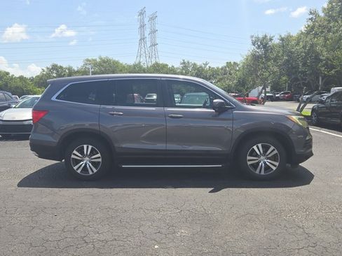 Used 2017 Honda Pilot EX-L image 4