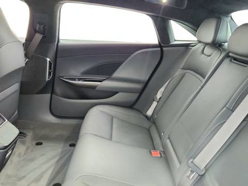 Used 2024 Lucid Air Touring AWD/4WD image 27