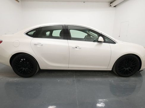 Used 2012 Buick Verano Leather FWD image 9