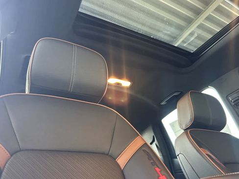 Used 2023 GMC Canyon AT4 w/ AT4 Premium Package image 16