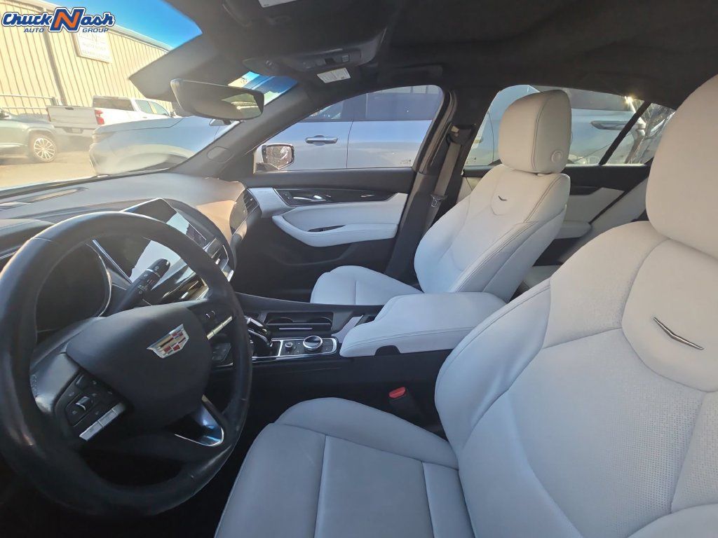 Used 2022 Cadillac CT5 Premium Luxury RWD image 9