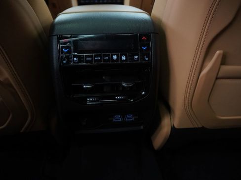 Certified 2024 Jeep Grand Cherokee L Summit AWD/4WD image 32