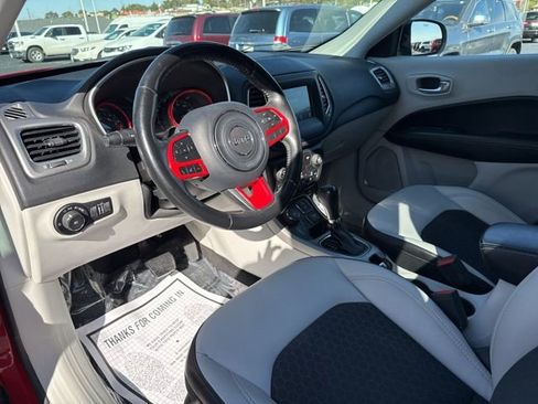 Used 2018 Jeep Compass Latitude w/ Popular Equipment Group image 2