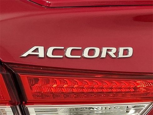 Used 2020 Honda Accord Sport image 30