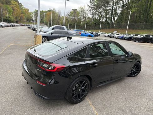 Used 2025 Honda Civic Sport image 10