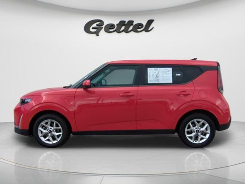Used 2024 Kia Soul LX w/ Option Group 015 FWD image 8
