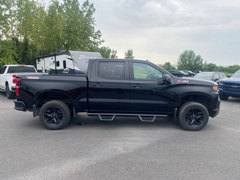 Used 2021 Chevrolet Silverado 1500 Custom Trail Boss w/ Midnight Edition AWD/4WD image 22