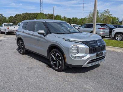Used 2023 Mitsubishi Outlander SE