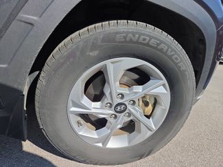 Used 2022 Hyundai Tucson SE FWD video 2