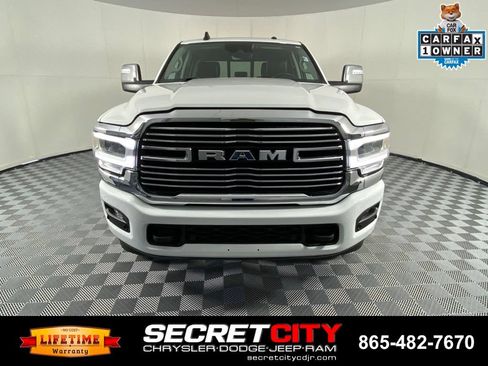 Used 2024 RAM 2500 Laramie w/ Safety Group AWD/4WD image 2