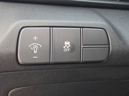 New 2026 Hyundai Elantra SEL Sport Premium FWD image 15