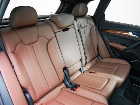 Used 2023 Audi Q5 2.0T Premium Plus image 7