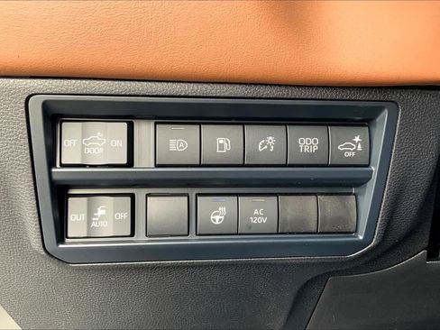 Used 2025 Toyota Tundra 1794 Edition AWD/4WD image 19