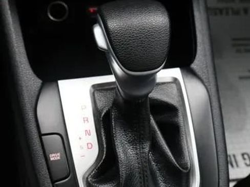 Used 2024 Kia Forte LXS FWD image 32