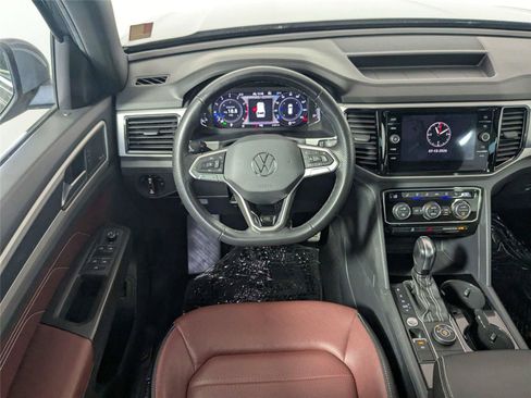 Used 2023 Volkswagen Atlas Cross Sport SEL Premium R-Line AWD/4WD image 41
