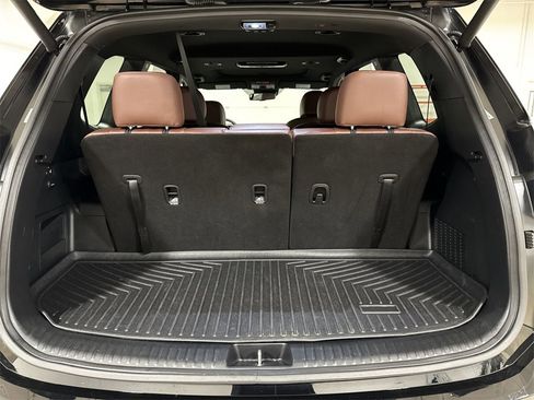 Used 2024 Kia Telluride EX w/ EX Captain's Chair Package image 25