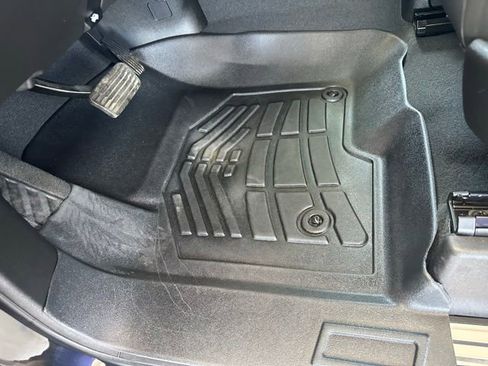 Used 2024 Chevrolet Silverado 2500 LTZ AWD/4WD image 34