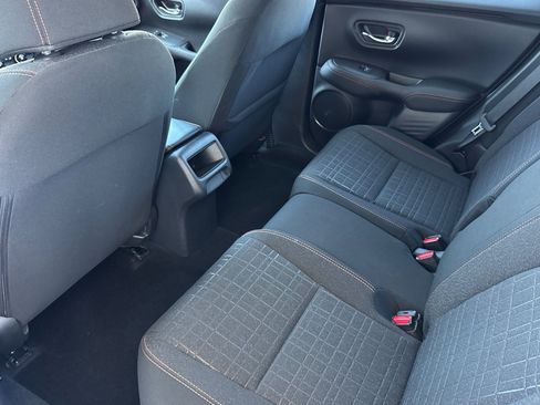 Used 2025 Honda HR-V Sport image 26