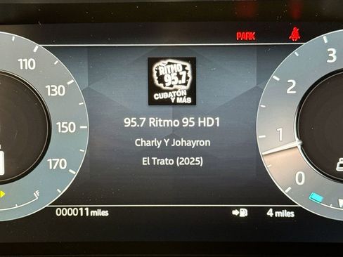 New 2026 Land Rover Range Rover Evoque S AWD/4WD image 11