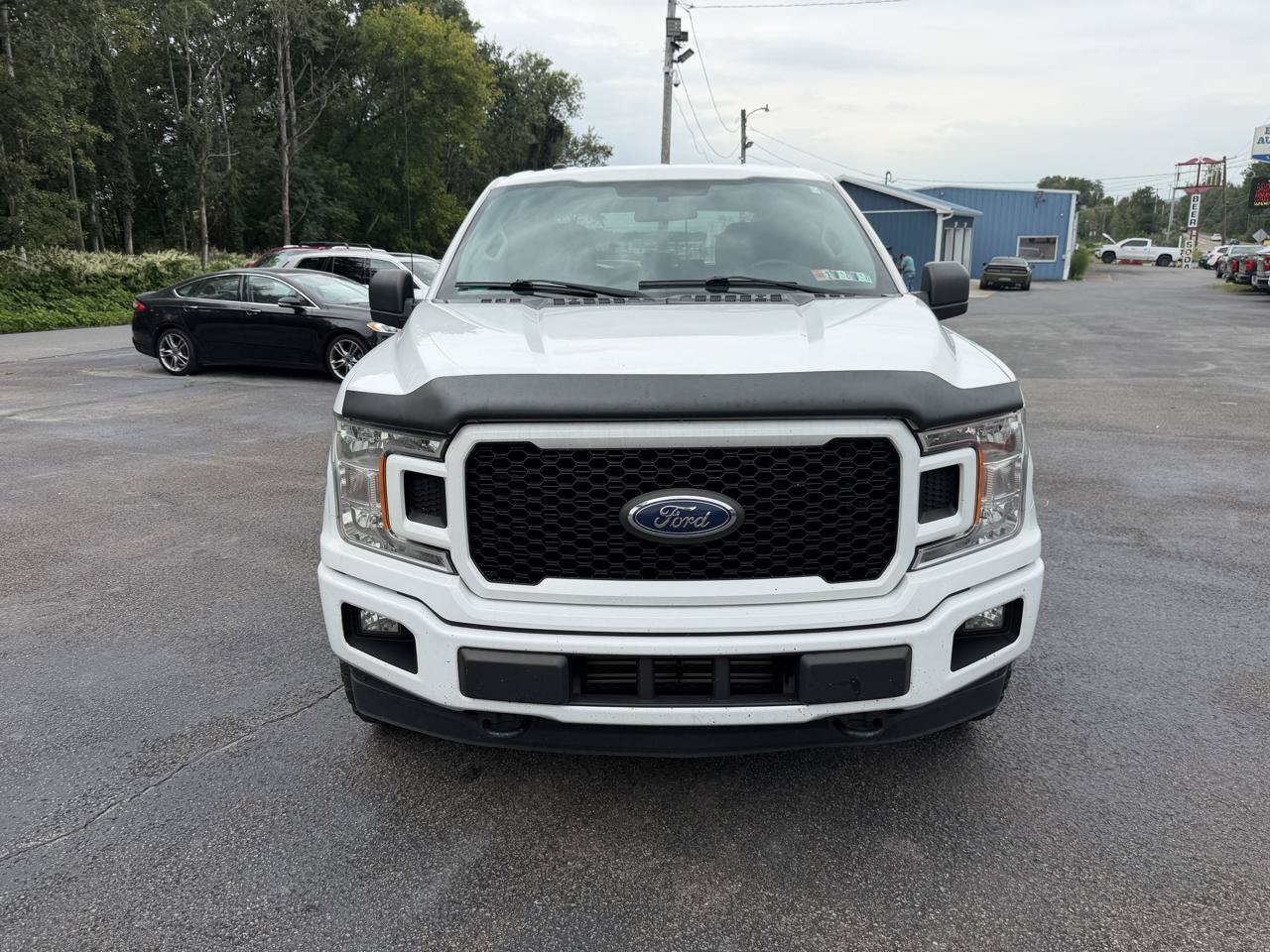 Used 2018 Ford F150 XL w/ Equipment Group 101A Mid AWD/4WD image 2