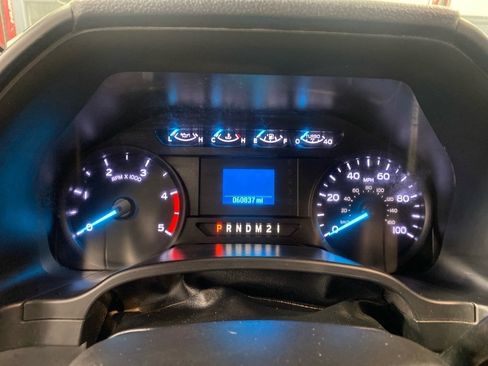 Used 2018 Ford F550 4x4 Regular Cab Super Duty image 16