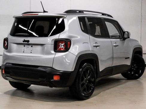 Used 2017 Jeep Renegade Altitude image 10