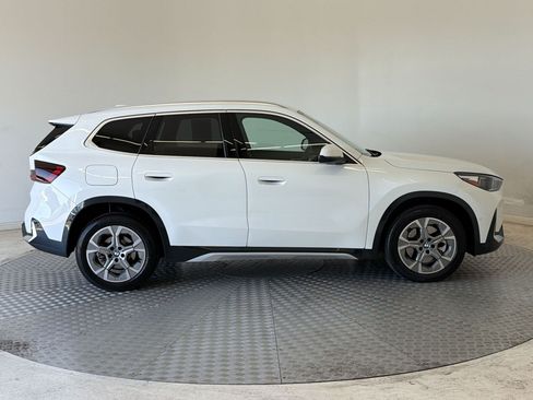 Used 2025 BMW X1 xDrive28i w/ Premium Package AWD/4WD image 8