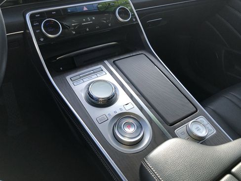 Used 2024 Genesis GV80 2.5T image 19