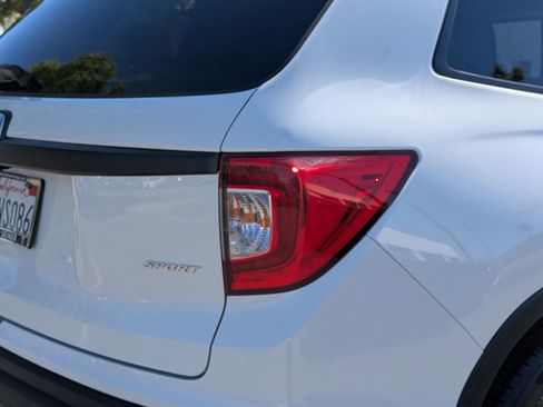 Used 2021 Honda Passport Sport image 11