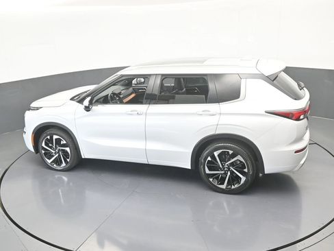 Used 2022 Mitsubishi Outlander SEL image 60