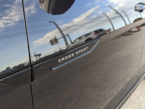 Certified 2023 Volkswagen Atlas Cross Sport SEL R-Line image 8