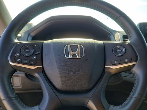 Used 2024 Honda Odyssey EX-L image 15