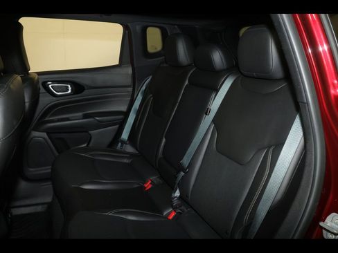 Used 2022 Jeep Compass High Altitude image 33