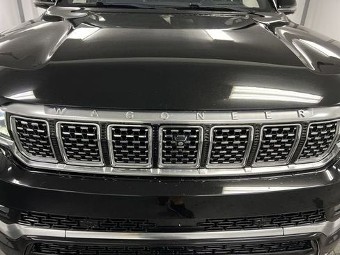 Used 2022 Jeep Grand Wagoneer Series II w/ Premium Group II AWD/4WD image 32