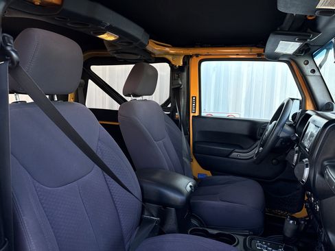 Used 2013 Jeep Wrangler Sport image 31