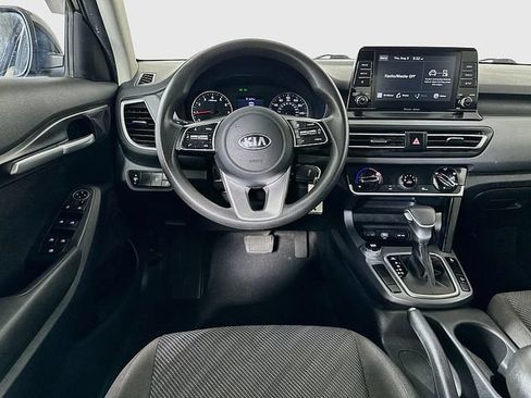 Used 2021 Kia Seltos LX AWD/4WD image 21