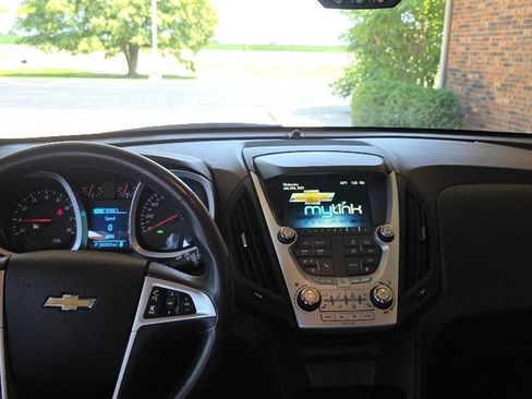 Used 2015 Chevrolet Equinox LT FWD image 26